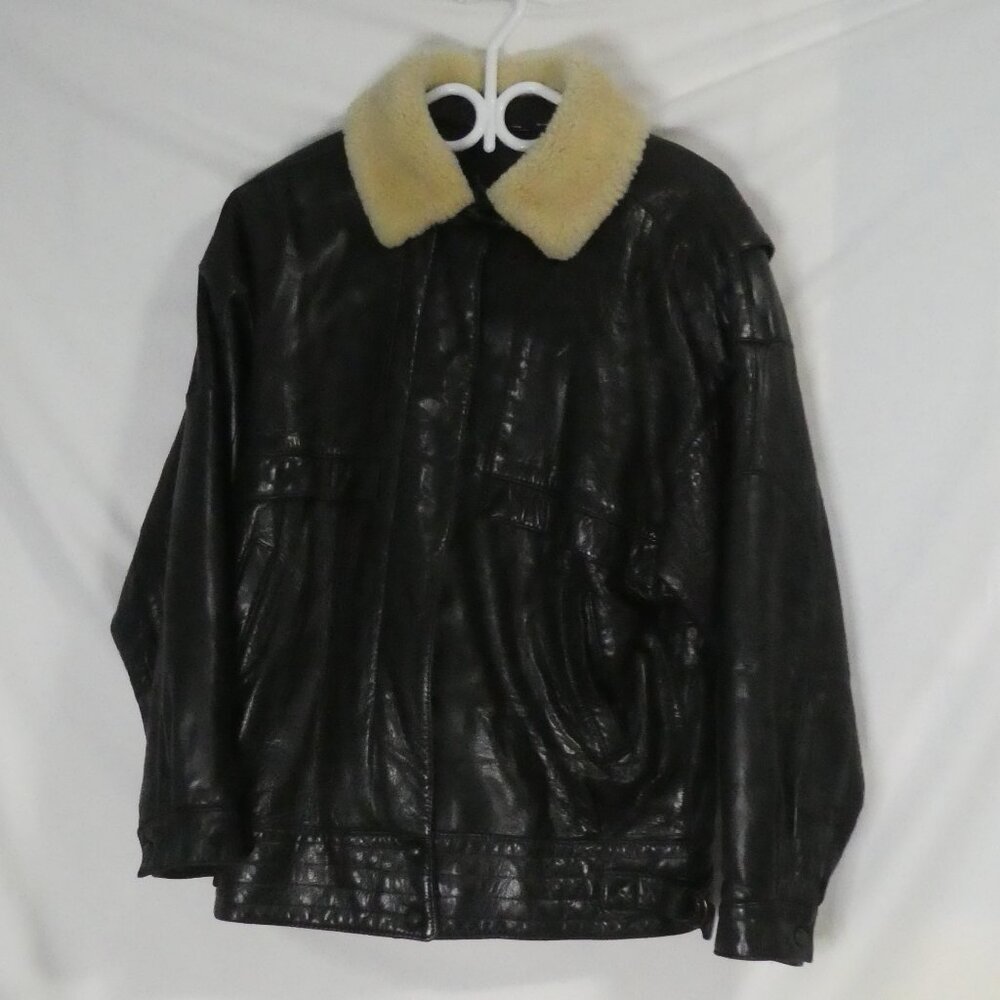Black Leather Jacket | Made In Canada | size 10 | Waist Buckles | Sherpa Collar